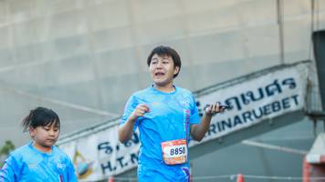 BIB: 8850
                            <button type="button" onclick="openModal(3461202)" class="btn btn-primary btn-sm float-right btn-popup" data-toggle="modal" data-target=".modal-high-quality">
                        <i class="fas fa-shopping-cart"></i> Add to Cart
                    </button>
                                            <button type="button" onclick="isThisMe(3461202, true)" class="btn btn-success btn-sm float-right btn-popup btn-isme hidden" data-toggle="tooltip" data-placement="bottom" title="นี่คือรูปของคุณใช่ไหม คลิกที่นี่เพื่อเอาเข้าอัลบั้ม">
                        <i class="fas fa-plus"></i> Add to album
                    </button>
                    <button type="button" onclick="isThisMe(3461202, false)" class="btn btn-warning btn-sm float-right btn-popup btn-isnotme hidden">
                        <i class="fas fa-ban"></i> Remove from album
                    </button>